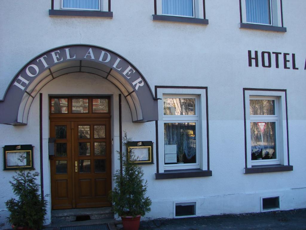 Hotel-Restaurant-Adler Reichenbach im Vogtland Extérieur photo