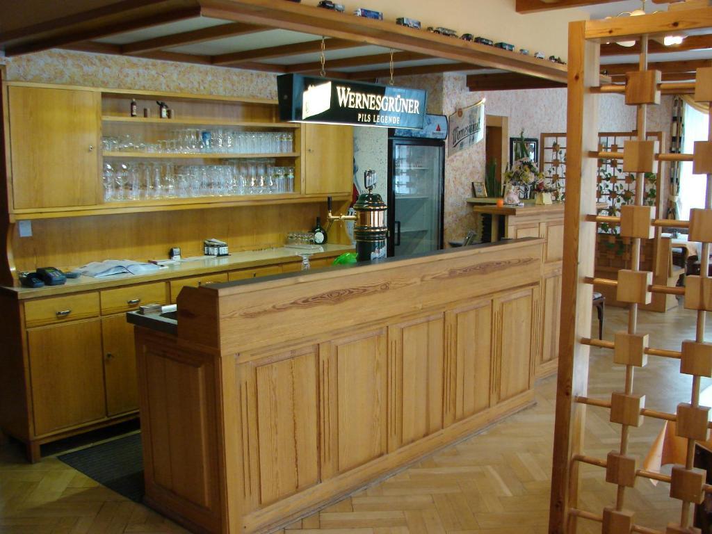 Hotel-Restaurant-Adler Reichenbach im Vogtland Extérieur photo